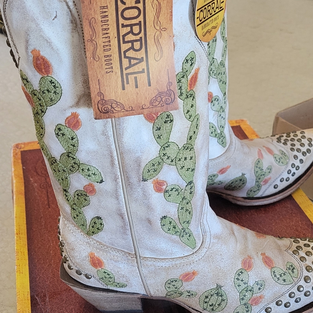 Corral Nopal Cactus Handcrafted Boots
